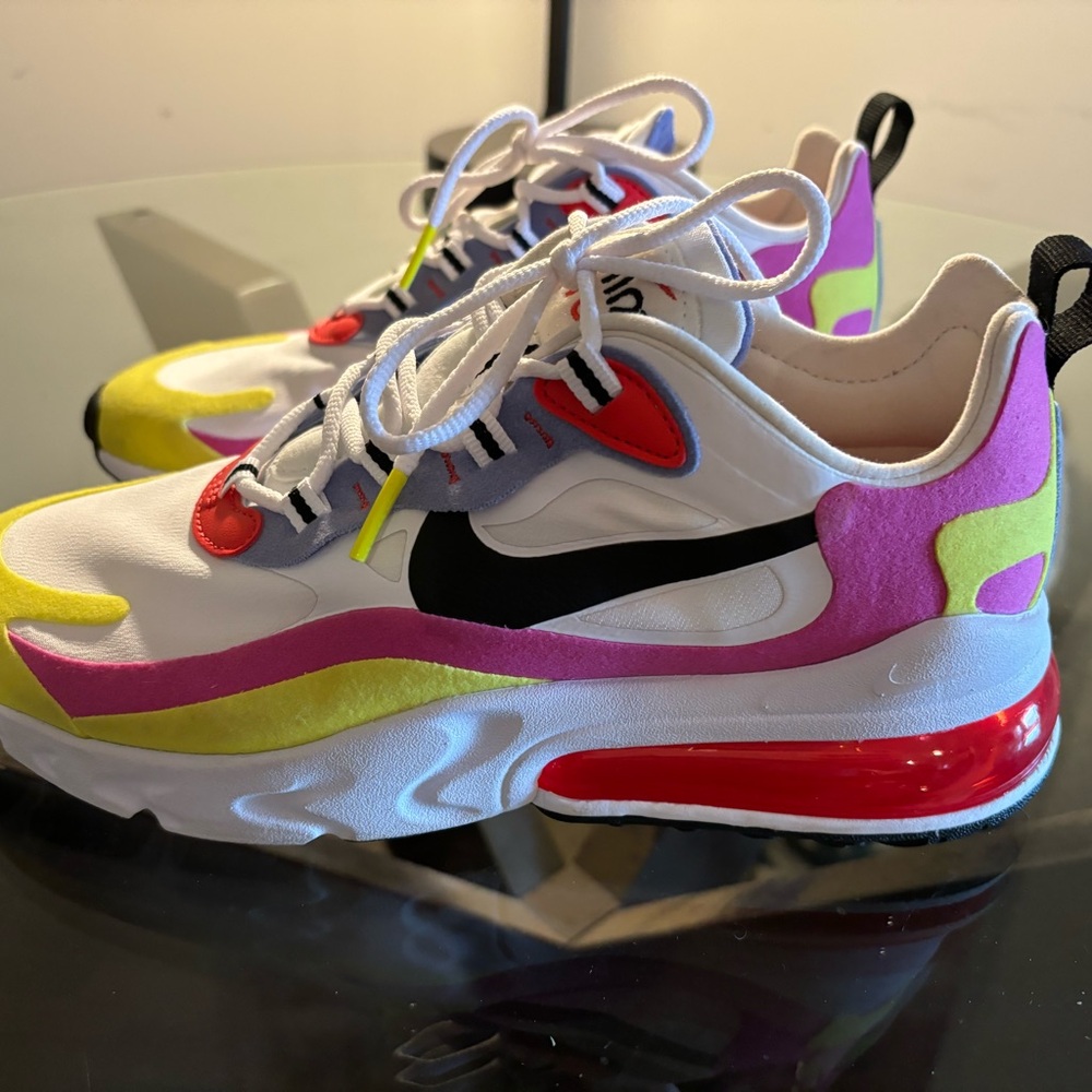 Nike Air Max Size 8 Multicolored